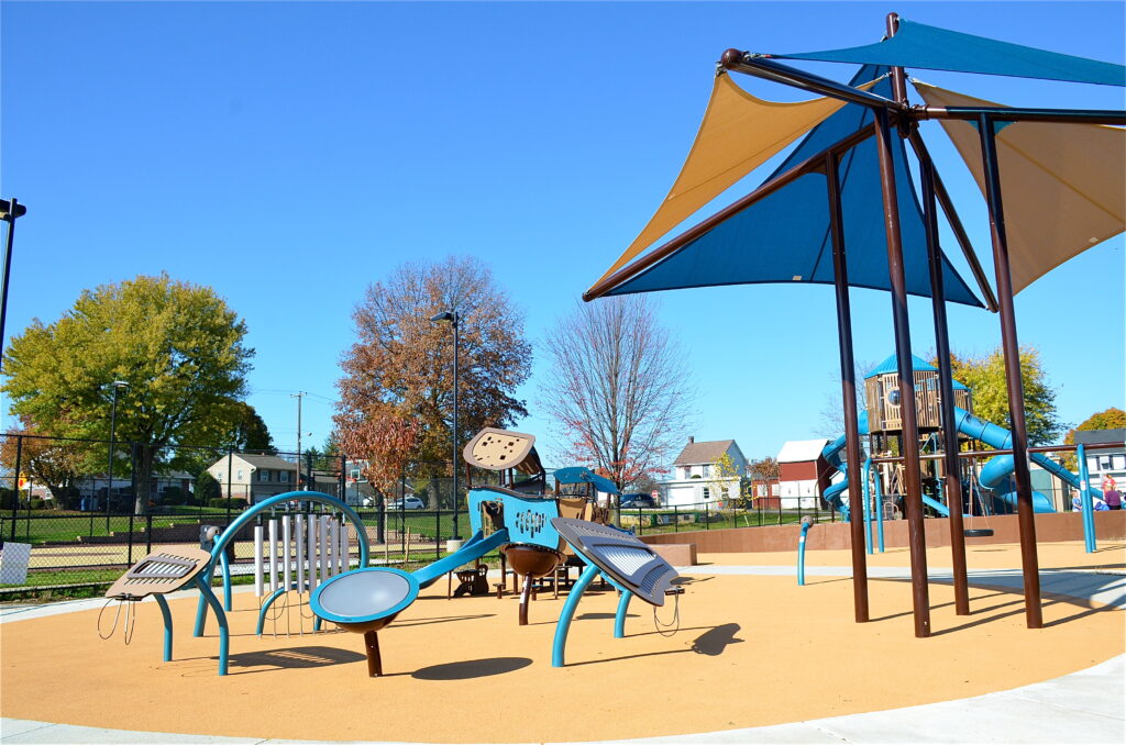 Topton Park Playground - Barry Isett